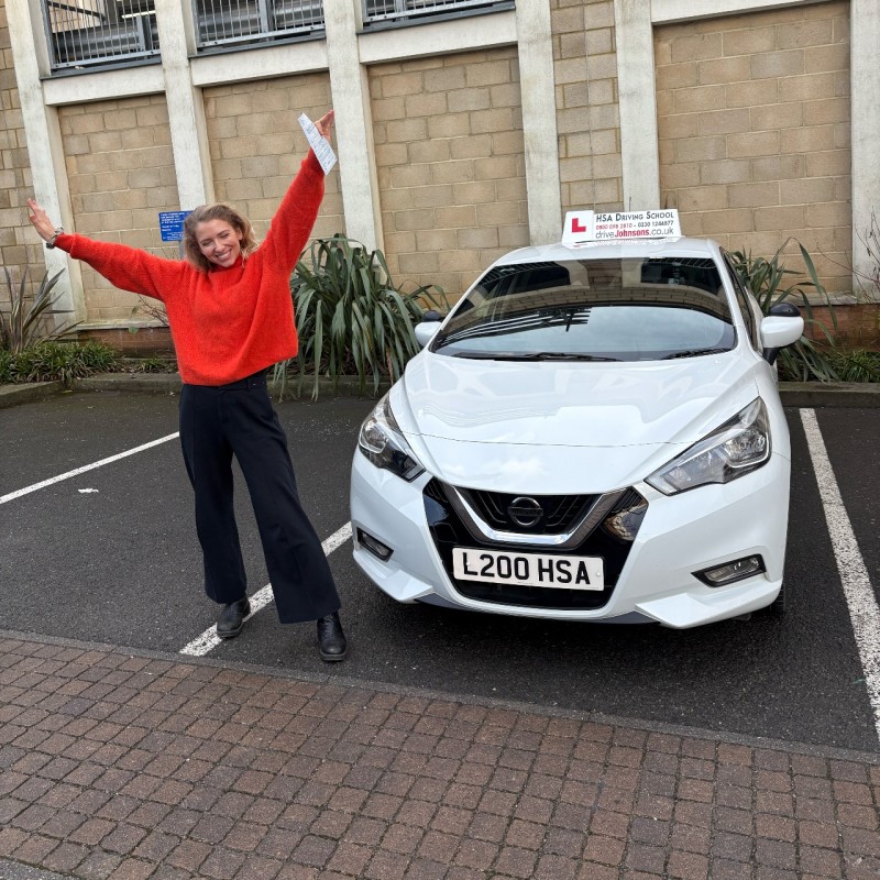 Manual driving lesson in london